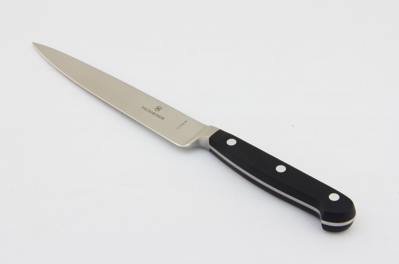 Кухонный нож Victorinox 7.7113