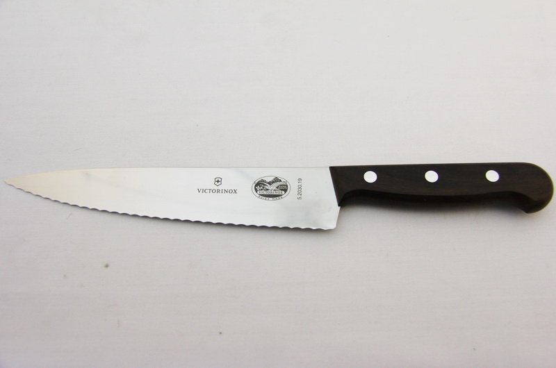 Нож кухонный Victorinox 5.2030